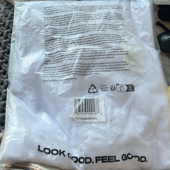 True Classic White Crew-Neck Short Sleeved Shirt - Size L - Picture 3 of 4